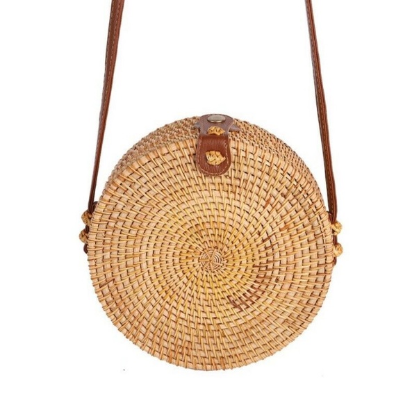 Martha’s Vineyard Round Wicker Brown Rattan Crossbody Handbag - Picture 3 of 13